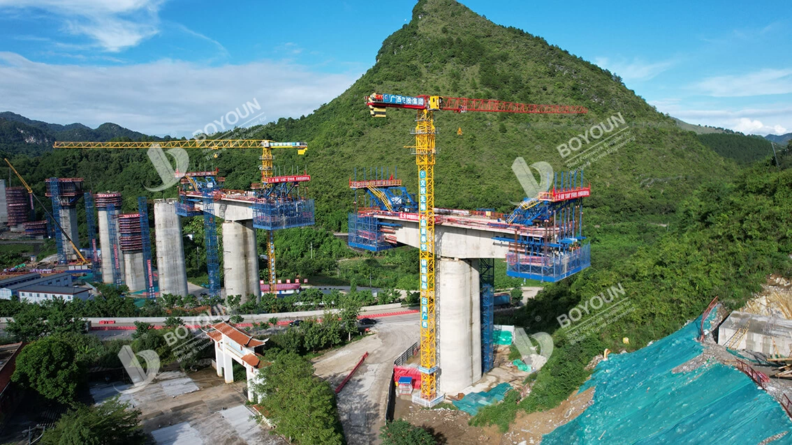 Cantilever Construction for Chongping Railway Extra Large Bridge